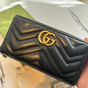 Designer-inspired GG Marmont Zipper Black Wallet
