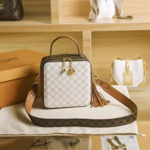 Girls Rivet Small Square Box White Hand Bag