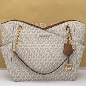 High End Jet Set Travel Large Logo Shoulder Tote White Bag